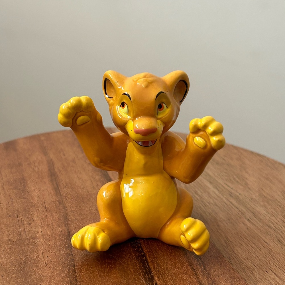 Disney Vintage Baby Simba Porcelain Figurine The Lion King Statue China Decor